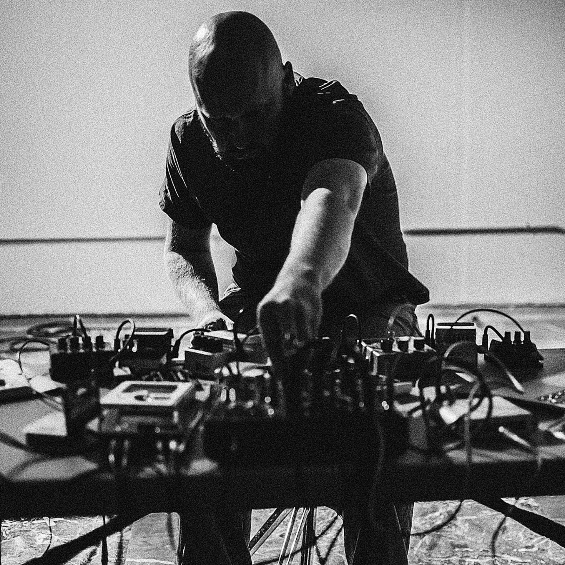 Lasse Marhaug solo