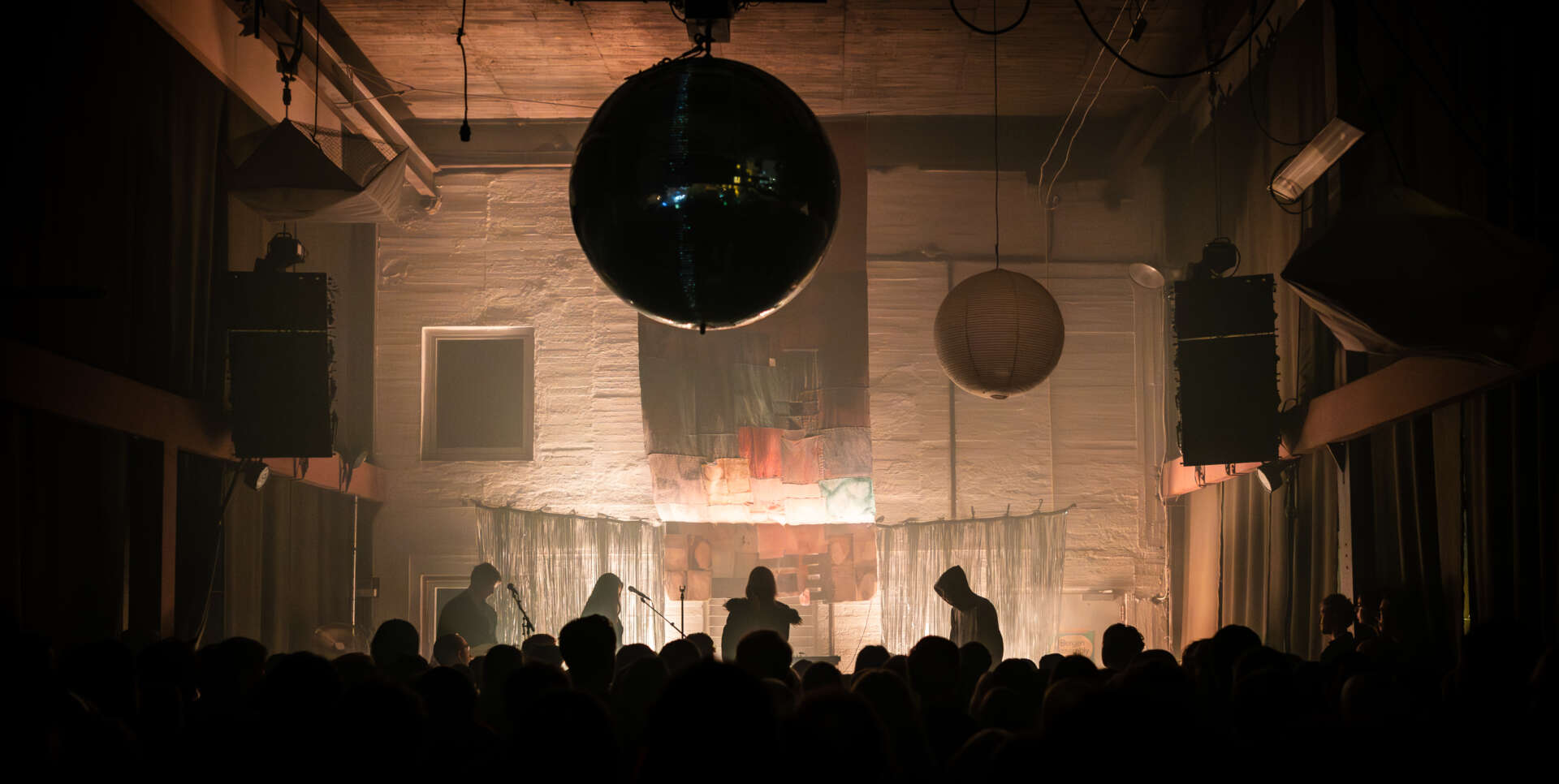 Smerz, foto: Oddbjorn Steffensen